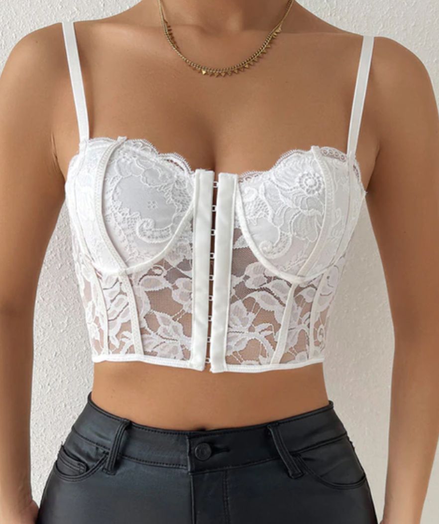http://univers-corset.com/cdn/shop/products/corset-top-blanc-dentelle-fleurie.jpg?v=1659909442